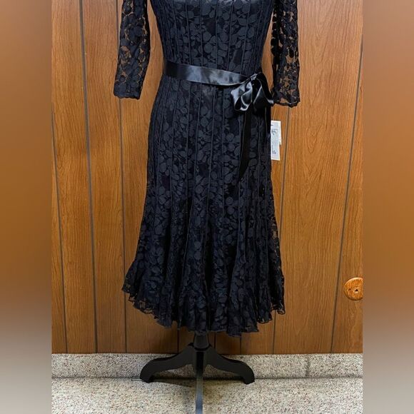 Teri Jon by Rickie Freeman Black Lace Pintuck midi dress size 4 - Picture 5 of 11